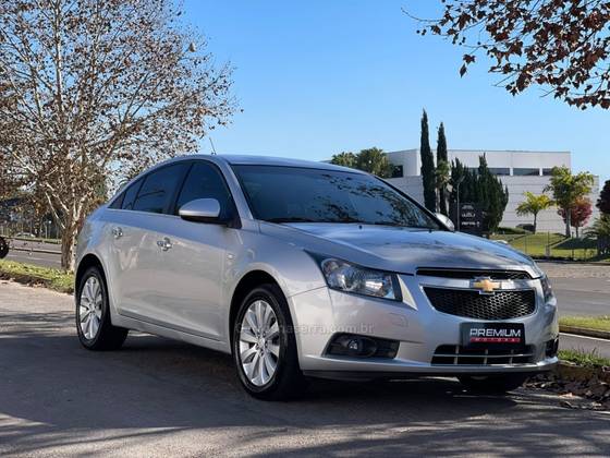 CHEVROLET CRUZE 1.8 LTZ 16V FLEX 4P AUTOMÁTICO CHEVROLET CRUZE 1.8 LTZ 16V FLEX 4P AUTOMÁTICO
